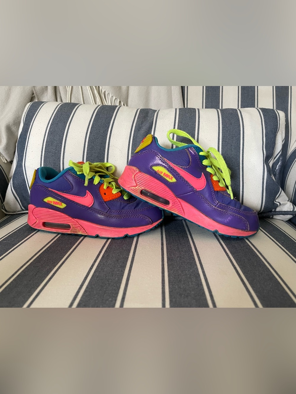 Kids vintage Nike Air Max “Hyper Grape” -13C